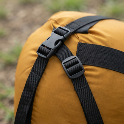 Three compression straps with buckles detail